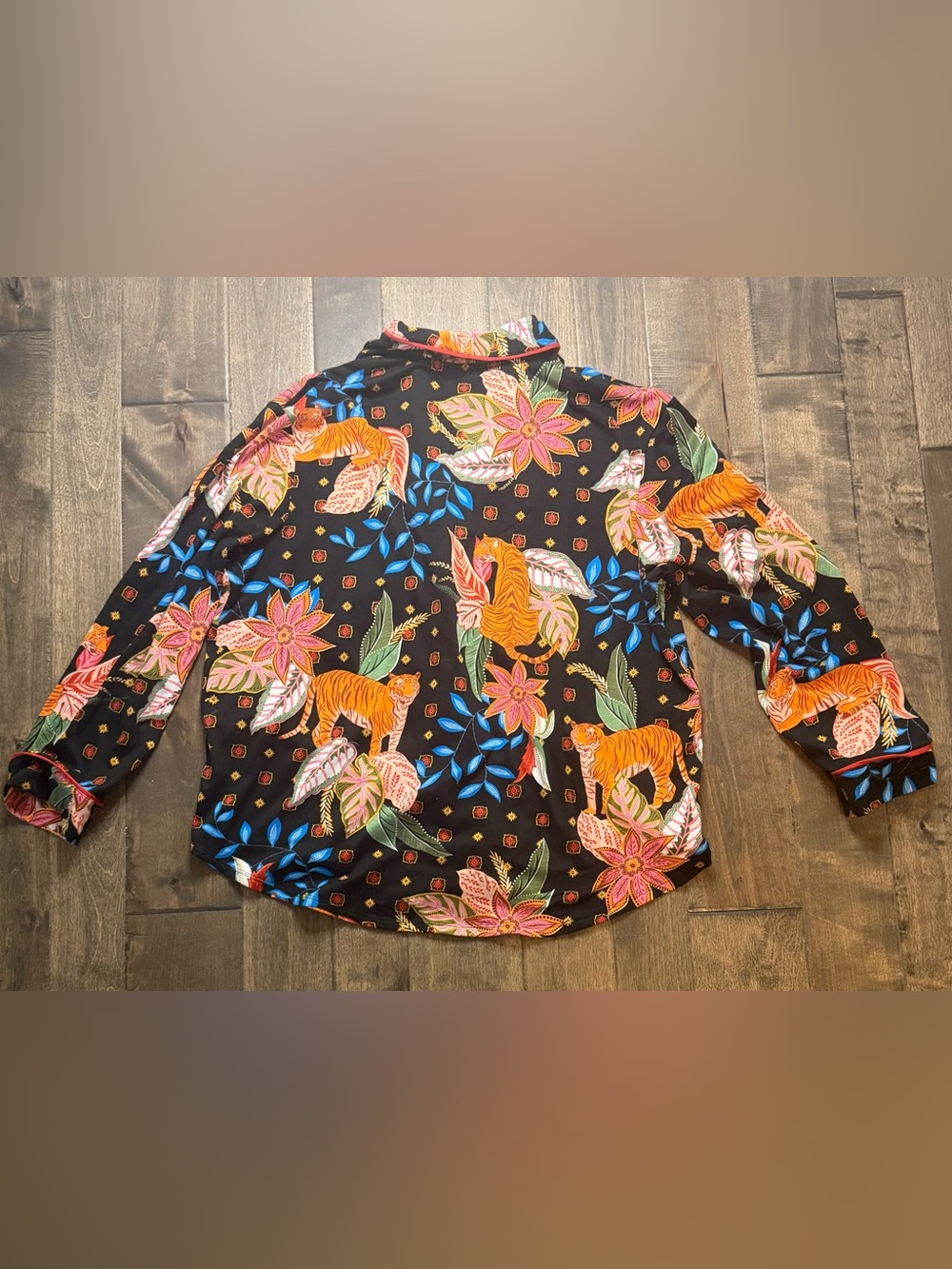 Room Service Floral Tiger Print Pajama Set Womenâs XXL Black Button Front Lounge - Picture 8 of 14